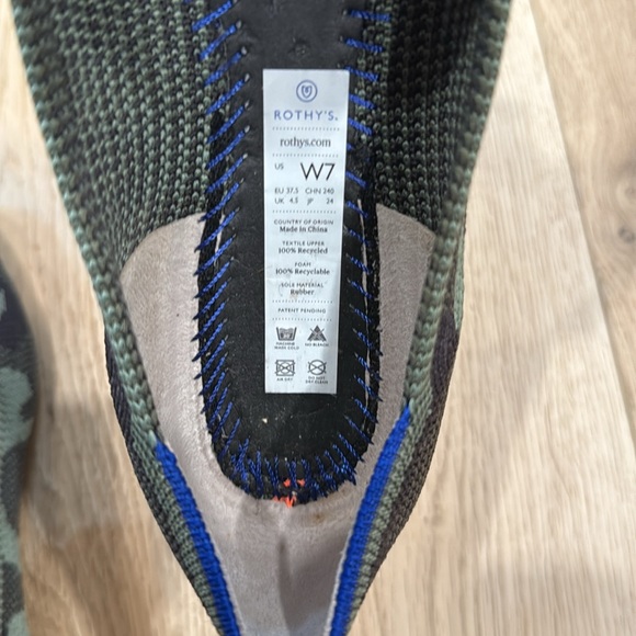 Rothy’s - Picture 5 of 7